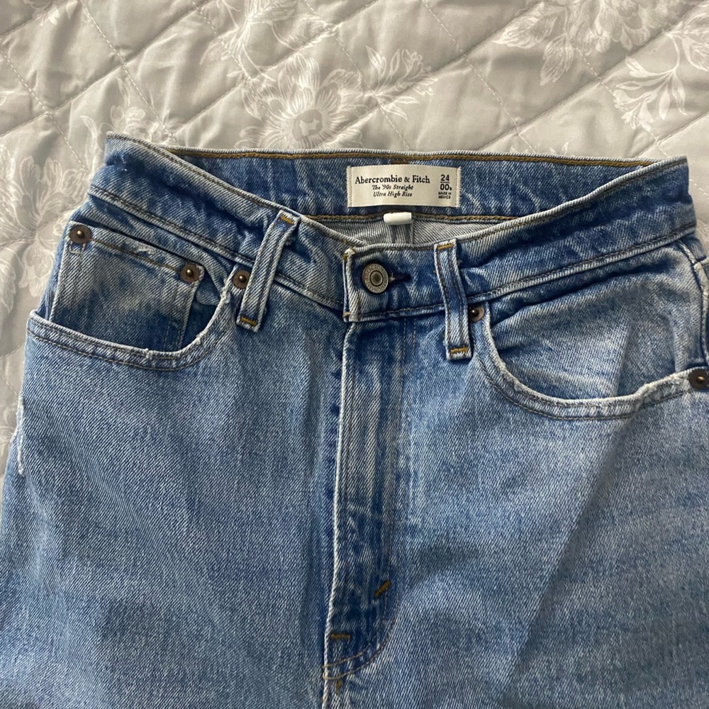 Abercrombie ultra high rise straight curve love